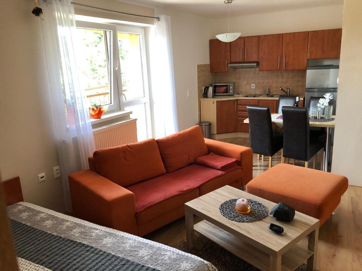 Apartmán Beska Bešeňová Exteriér fotografie