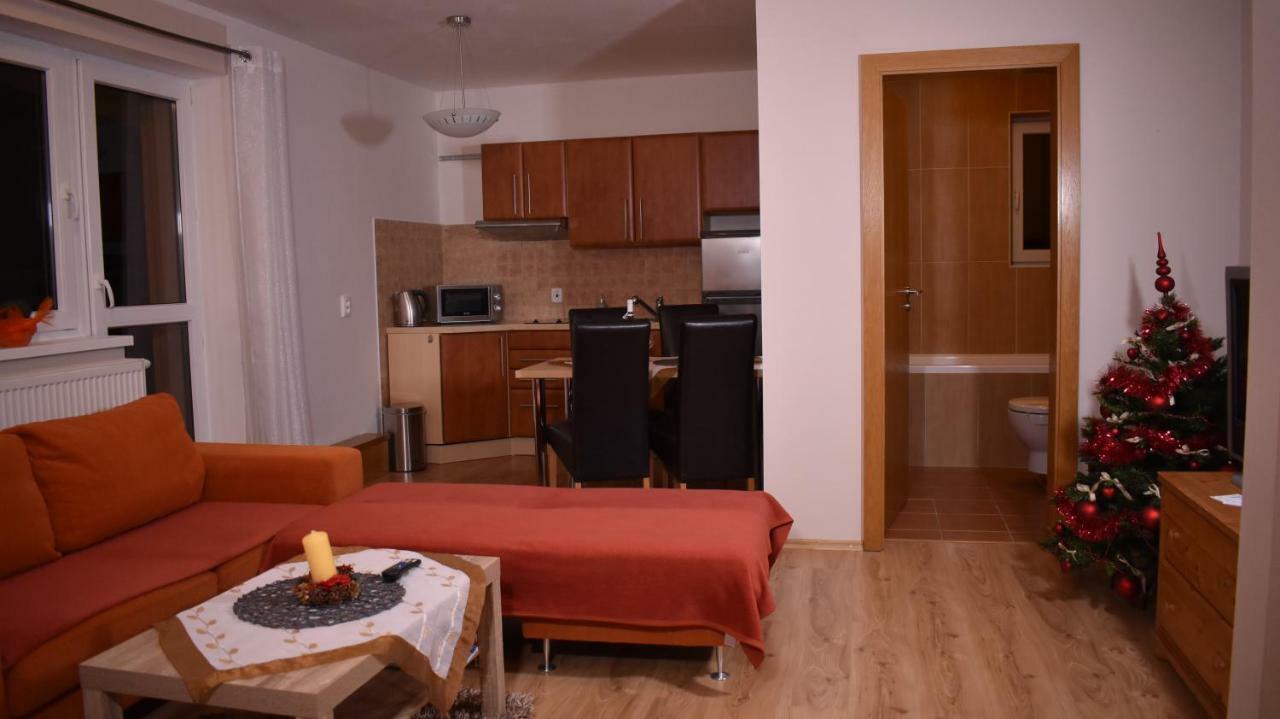 Apartmán Beska Bešeňová Exteriér fotografie